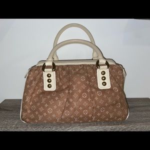 Louis Vuitton Mini Lin Trapeze